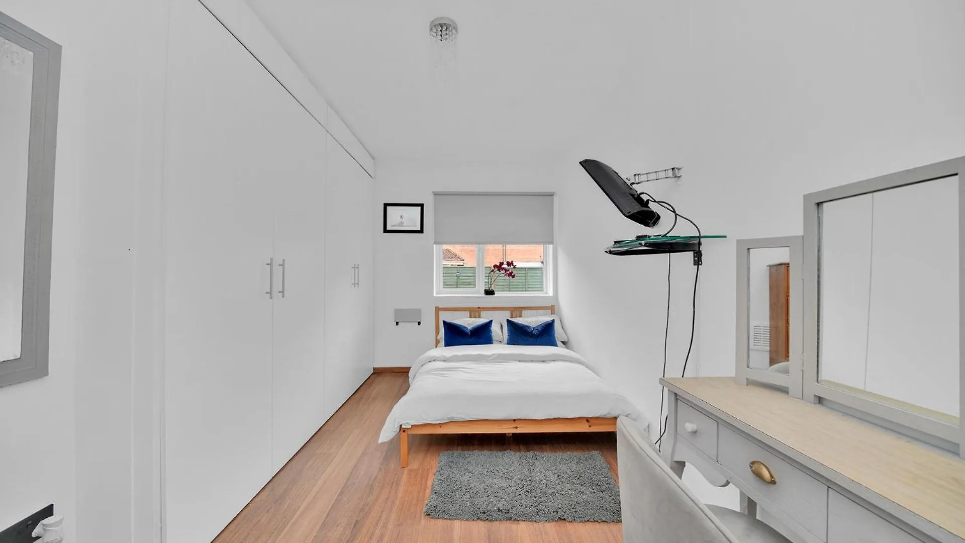 The Cosy Flat In Bethnal Green London